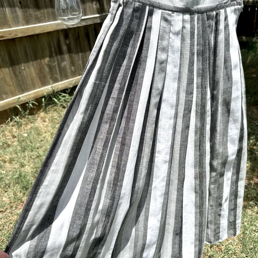 Vintage striped pleated midi skirt